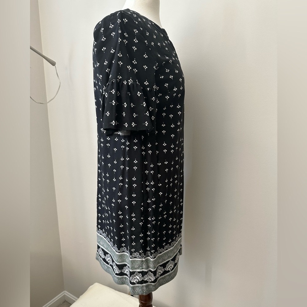 NWT Vince Camuto Dress Size XS. - Picture 4 of 7